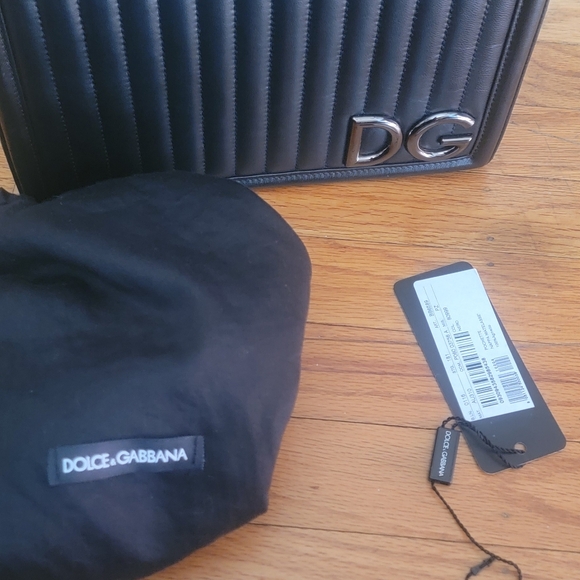 I'm selling my pre-owned authentic D&G - Picture 13 of 15